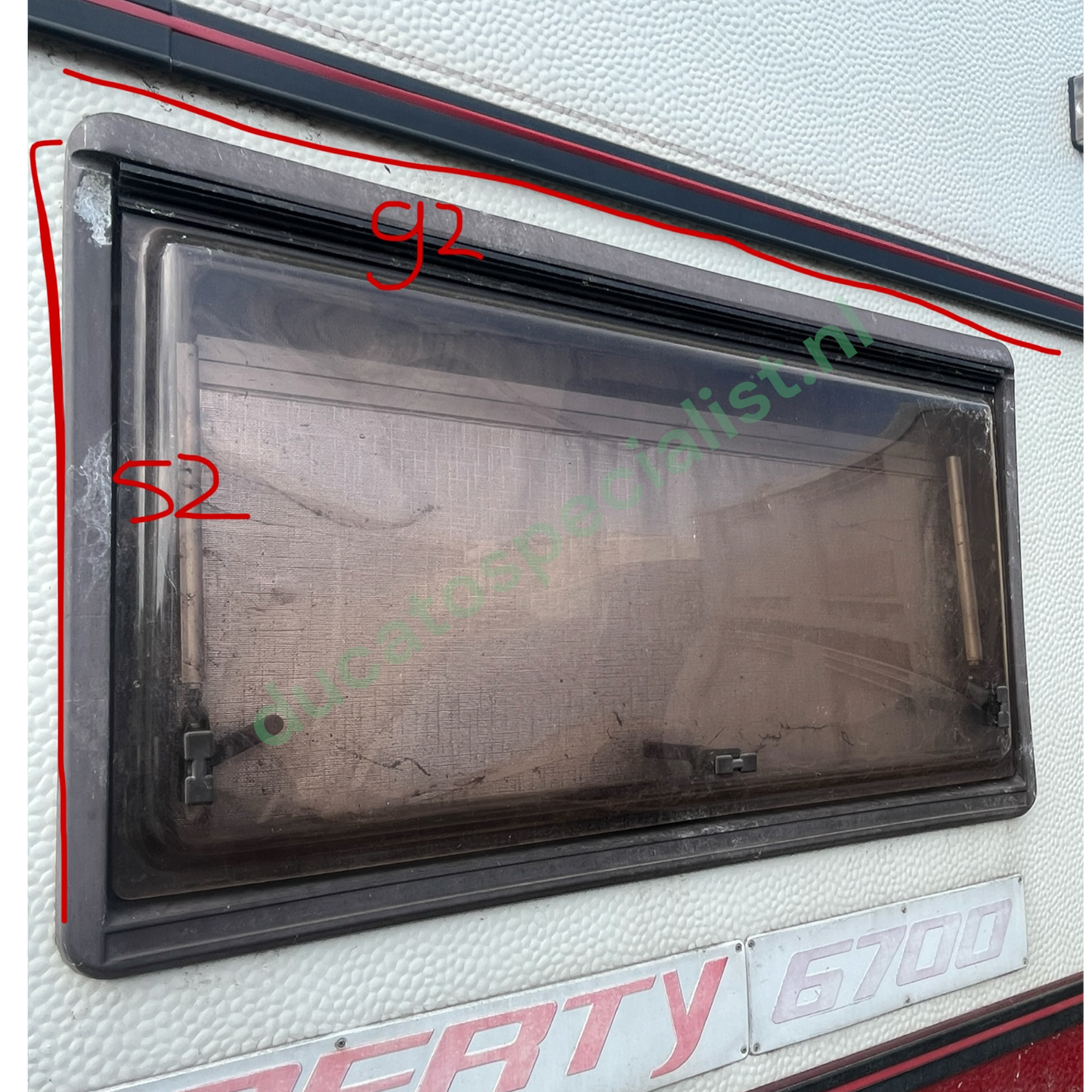 Camper raam 52cm x 92cm